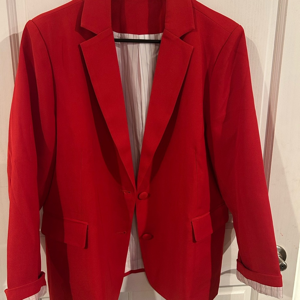 Classic Women’s Blazer